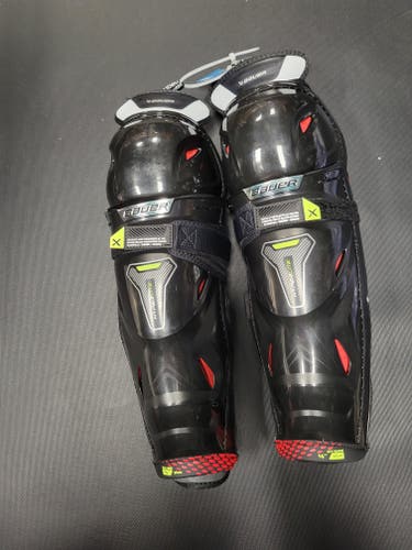 New Intermediate Bauer Vapor Hyperlite 14" Shin Pads