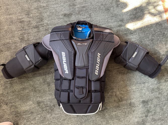 *Barely* Used  Bauer  Elite Goalie Chest Protector