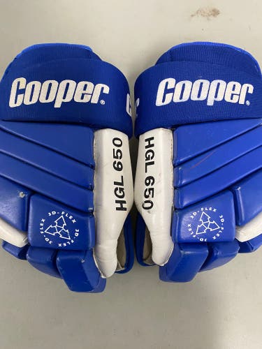 Vintage Cooper HGL650 hockey gloves