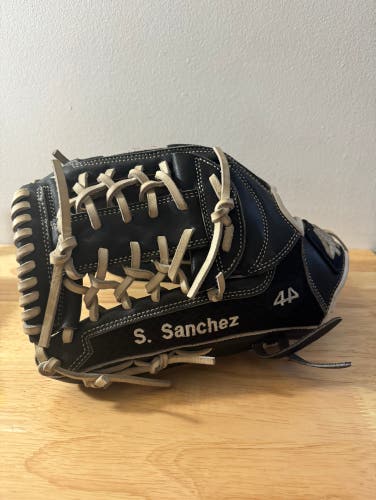 44Pro Custom 12.5” Baseball Glove