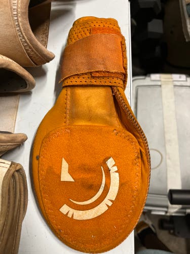 Guardian sliding mitt orange