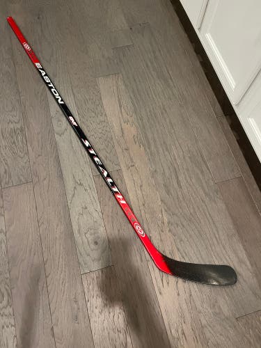 Pro Stock Easton Stealth CNT Hockey Stick