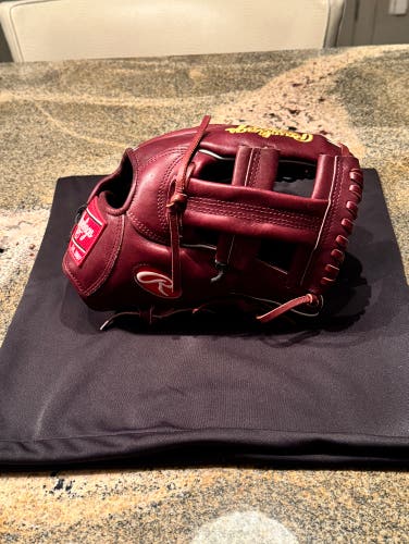 Custom Rawlings 11.5" NP4 Heart of the Hide                    Not The Price/ Looking To Trade