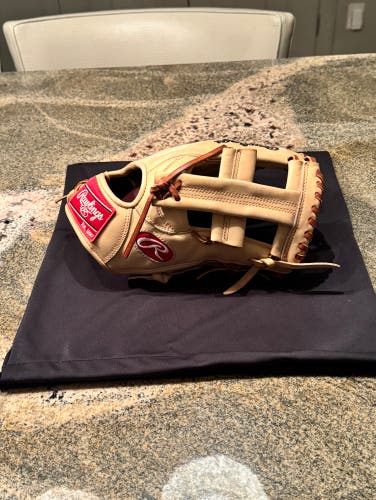 Rawlings TT2 11.5" Heart Of The Hide                            Not The Price/ Looking To Trade