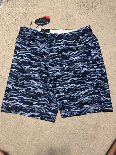 Greg Norman Shorts