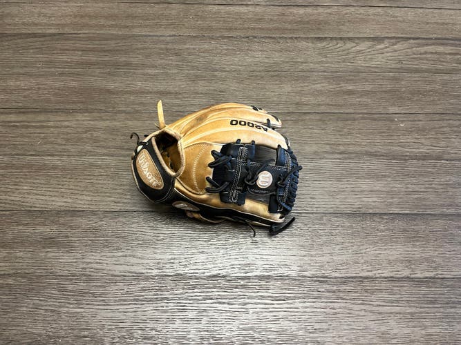 Wilson A2000 1787 11.75” I Web