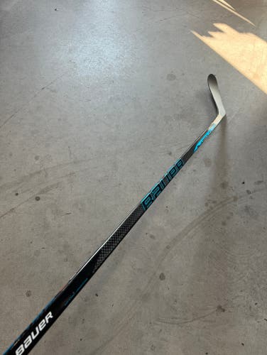 Used Senior Bauer Left Hand 87 Flex P28 Pro Stock Nexus Sync Hockey Stick