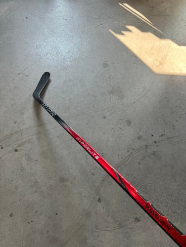 Used Senior Bauer Right Handed 70 Flex P90TM Pro Stock Vapor Hyperlite 2 Hockey Stick