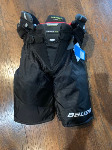 New Intermediate Medium Bauer Vapor Hyperlite Hockey Pants