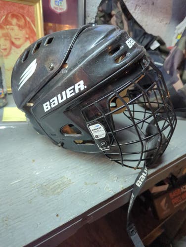 Used Bauer HH1000 Helmet