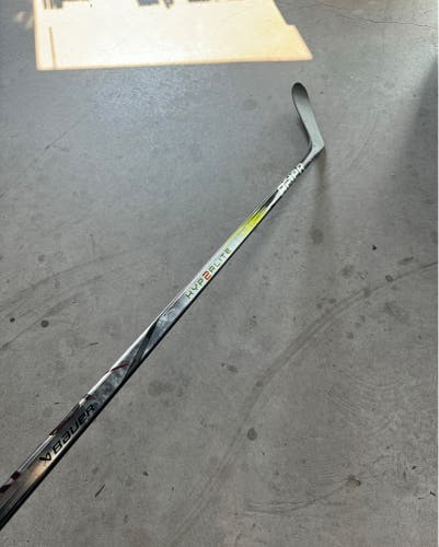 Used Senior Bauer 70 Flex Left Hand P28 Pro Stock Vapor Hyperlite 2 Hockey Stick