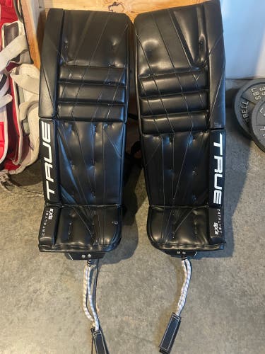 True PX9 Goalie Pads full set