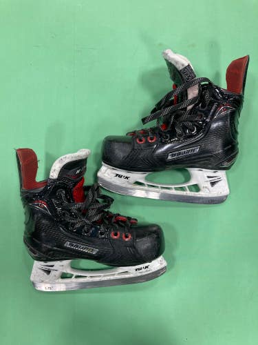 Used Youth Bauer Vapor 1X Hockey Skates Regular Width 13.5