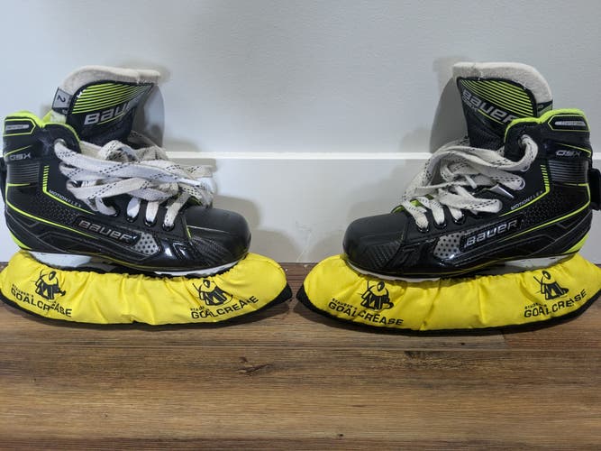 Used Junior Bauer GSX Hockey Goalie Skates Regular Width Size 2