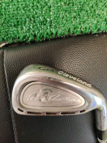 Cleveland 5 Iron Tour Action TA7 Tour Steel Shaft