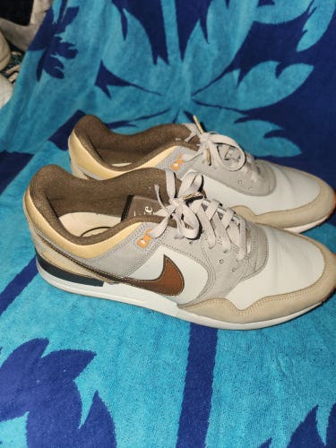 Used Size 11.5 (Women's 12.5) Men's Nike Golf Shoes