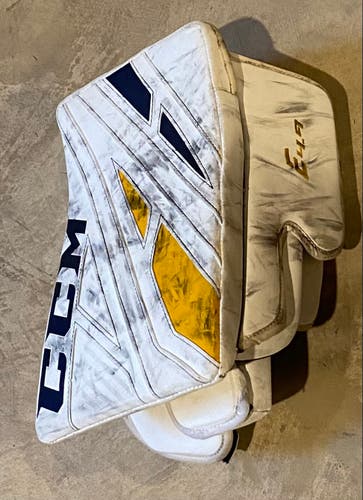 Used CCM Eflex 4.9 Blocker