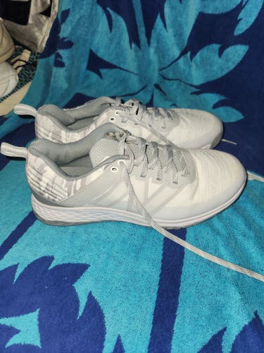 Used Size 11 (Women's 12) Men's New Balance Golf Shoes