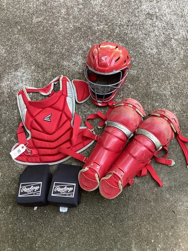 Red Used Youth Easton Catcher's Combo Jen Schro (helmet 6 1/2-7 1/8) With Knee Saver