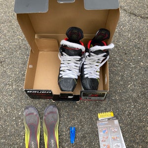 Intermediate Bauer Vapor 2X Hockey Skates | Size 4.5