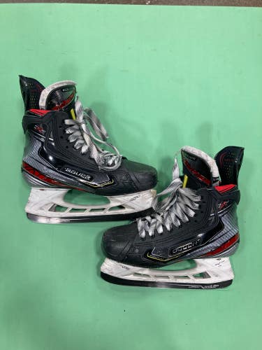 Used Intermediate Bauer Vapor 2X Pro Hockey Skates Size 4.5