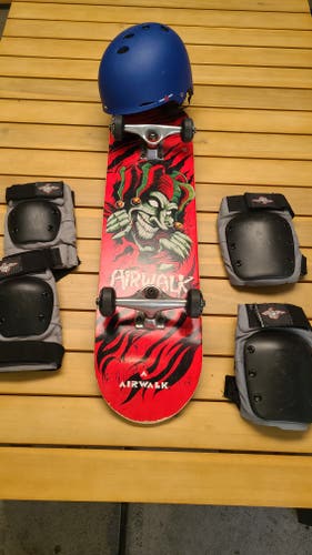 Used starter skateboard set-up, Airwalk deck, trucks, wheels, pads & helmet