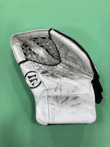 White Used Junior Warrior Ritual G6 Goalie Glove