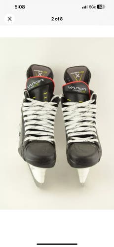 Used Senior Bauer Regular Width 10 Vapor Hyperlite Hockey Skates