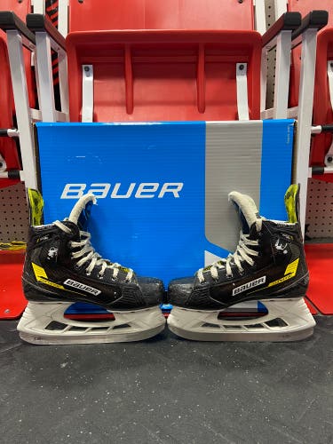 Used Bauer Supreme Ignite Pro Size 4.5 D Skates