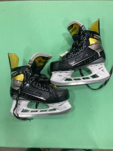 Used Senior Bauer Supreme S37 Hockey Skates Regular Width Size 6