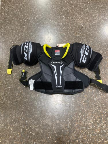 CCM Tacks 9550 Senior Large Shoulder Pads