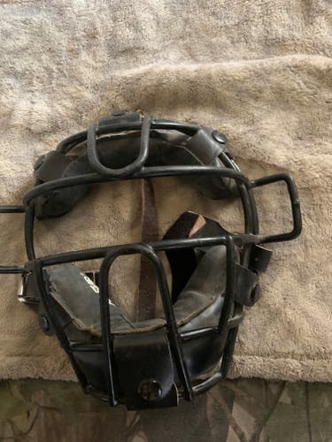 Used All Star FM15 Catchers Mask