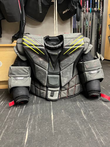 Bauer Hyperlite Goalie Chest Protector