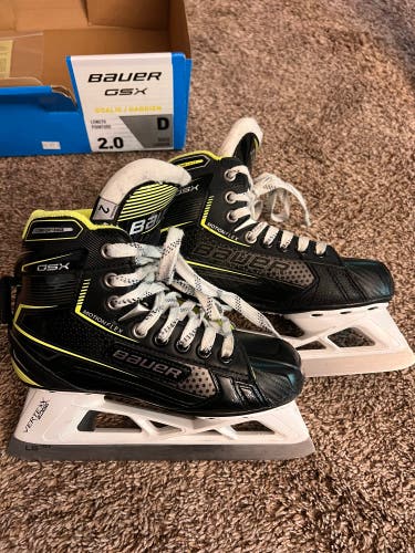 Used Junior Bauer Regular Width  Size 2 GSX Hockey Goalie Skates