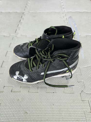 Used Under Armour Junior 02 Football Cleats