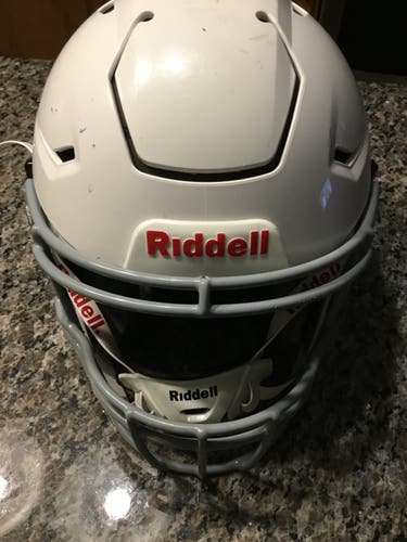 Used Large Youth Riddell SpeedFlex Helmet