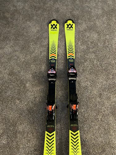 FIS 2020-2021 Volkl SL Racetiger World Cup 150