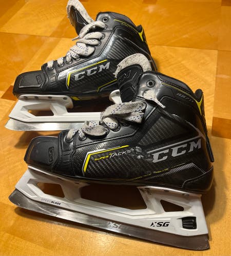 Senior CCM Super Tacks 9370 Hockey Goalie Skates Regular Width 8