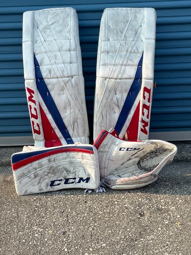 Used  CCM Regular Pro Stock Extreme Flex 3.9 Goalie Full Set