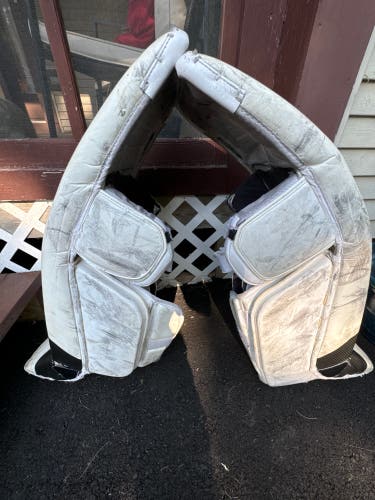 Bauer Supreme 2S Pro Leg Pads