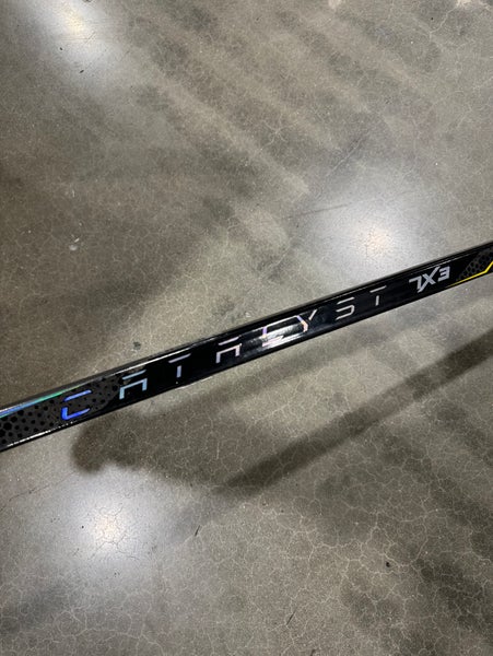 True Catalyst 7X3 Hockey Stick Left Hand T27 Pro Stock|Senior 60" (Used)