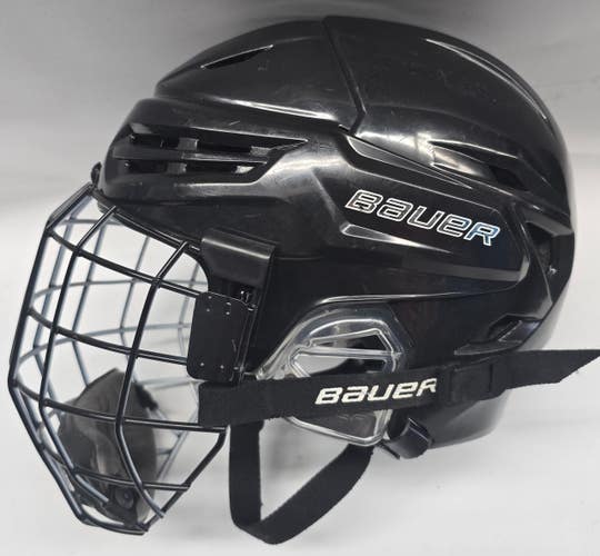 BAUER REAKT 95 HOCKEY HELMET WITH CAGE MEDIUM BLACK USED NCAA #7(12703)