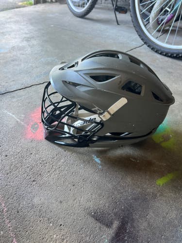 Used Cascade R Helmet