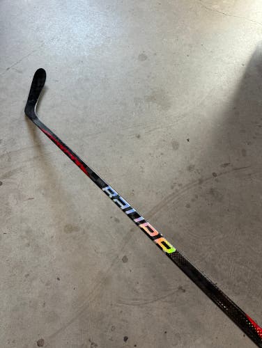 Used Senior Bauer Right Handed P28 Flex 77 Pro Stock Nexus Sync Hockey Stick