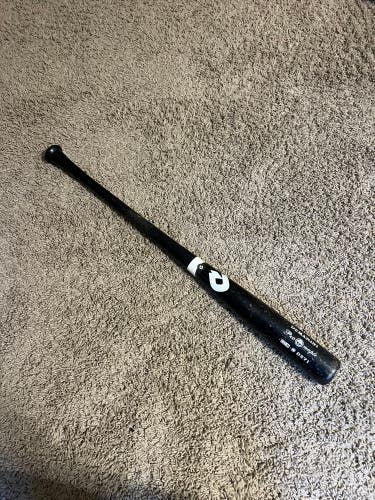 Used DeMarini (-3) 30 oz 32" D271 Pro Maple Bat