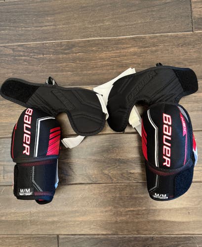 New Senior Medium Bauer NSX Elbow Pads