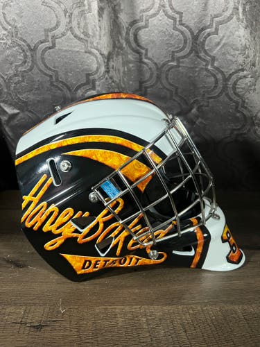 Victory V4 Senior Goalie Mask with chrome straight bar cage - Used only 6 times by 14 year old girl