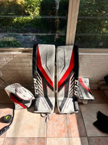 Used  CCM Regular Axis 1.5 Goalie Full Set