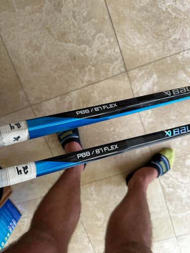 Used Senior Bauer Nexus Sync Right Handed Hockey Stick P88