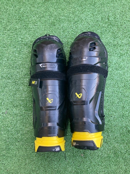 Used Junior Bauer Supreme M3 Shin Pads 12"